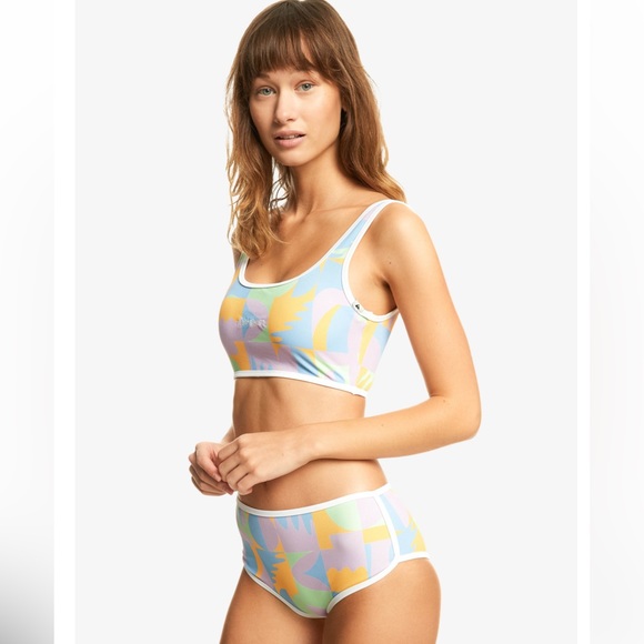 Quiksilver Women Scallop Bound Bikini SET NWT Small - Picture 2 of 8